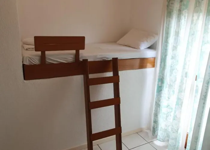 Veta's Sunny Hemera House *