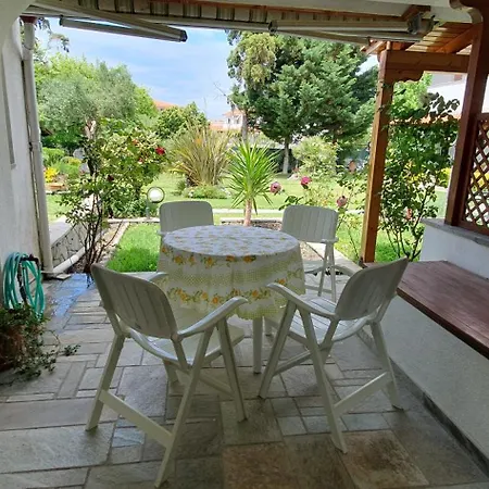 Veta's Sunny Hemera House Holiday home Fourka