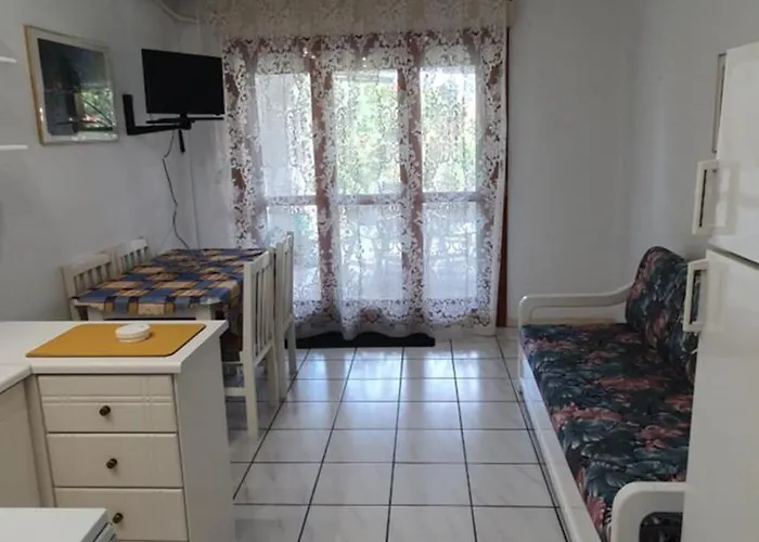 Veta's Sunny Hemera House Фурка